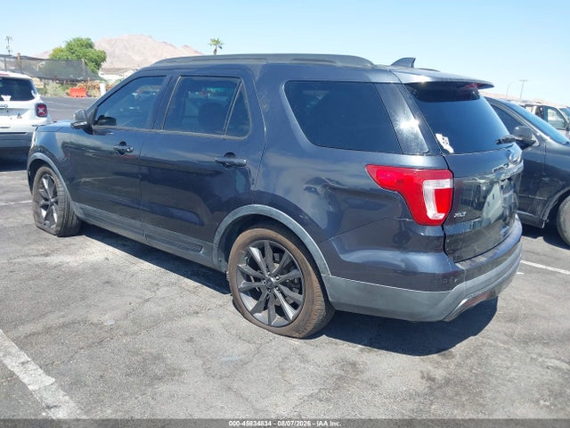 Ford EXPLORER XLT 2017 1FM5K7D8XHGA23003 Image 3
