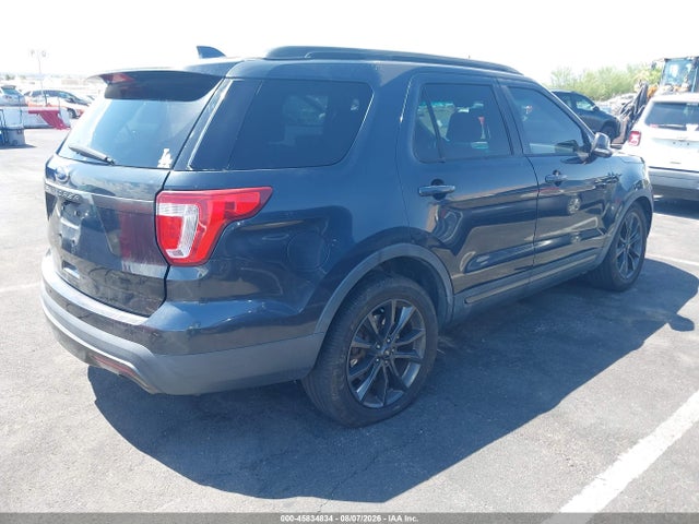 Ford EXPLORER XLT 2017 1FM5K7D8XHGA23003 Image 4