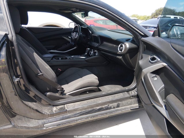 Продажа на аукционе авто 2018 Chevrolet Camaro 1lt, vin: 1G1FB1RX2J0125666, номер лота: 45834884