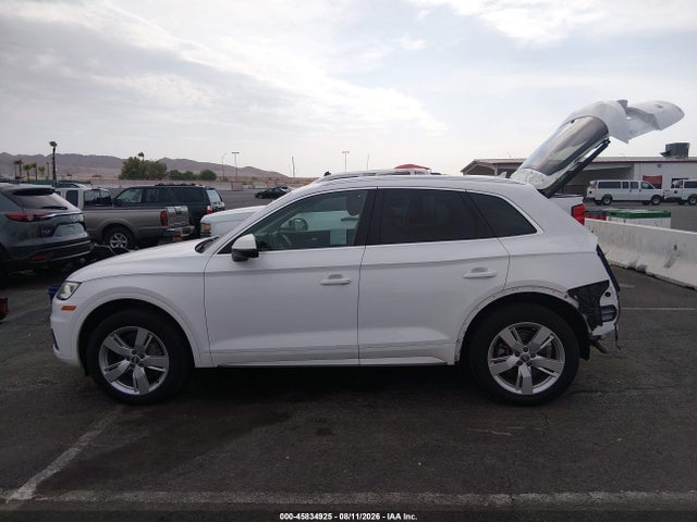 WA1BNAFY6K2112171 Audi Q5 45 Premium