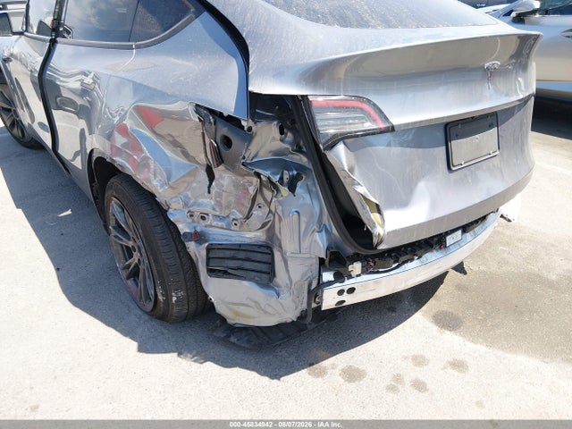 7SAYGDED3SF311446 Tesla Model Y Long Range Dual Motor Rear-wheel Drive