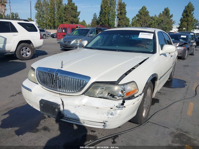 Продажа на аукционе авто 2006 Lincoln Town Car Signature Limited, vin: 1LNHM82V76Y622471, номер лота: 45834981