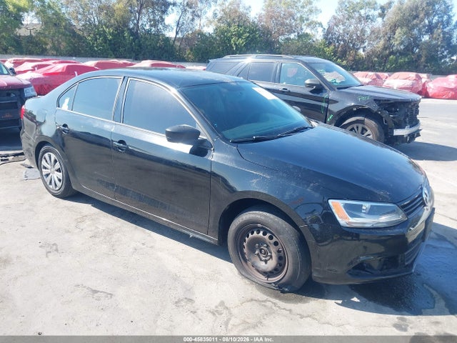 Продажа на аукционе авто 2014 Volkswagen Jetta 2.0l S, vin: 3VW2K7AJ3EM388619, номер лота: 45835011