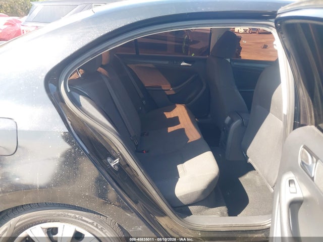 Продажа на аукционе авто 2014 Volkswagen Jetta 2.0l S, vin: 3VW2K7AJ3EM388619, номер лота: 45835011