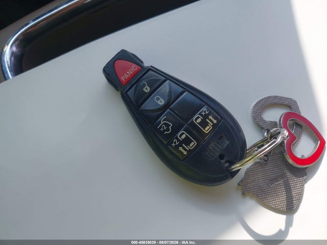 45835039 :رقم المزاد ، 2C4RC1BG8ER439698 vin ، 2014 Chrysler Town & Country Touring مزاد بيع