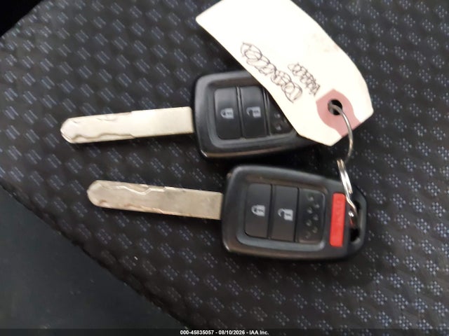 45835057 :رقم المزاد ، 3HGGK5H4XLM719997 vin ، 2020 Honda Fit Lx مزاد بيع