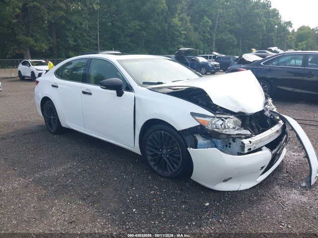 45835086 :رقم المزاد ، JTHBK1GG4F2167629 vin ، 2015 Lexus Es 350 Crafted Line مزاد بيع