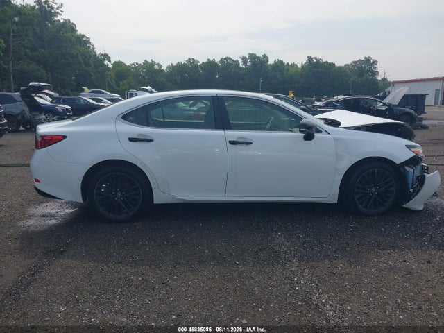 45835086 :رقم المزاد ، JTHBK1GG4F2167629 vin ، 2015 Lexus Es 350 Crafted Line مزاد بيع