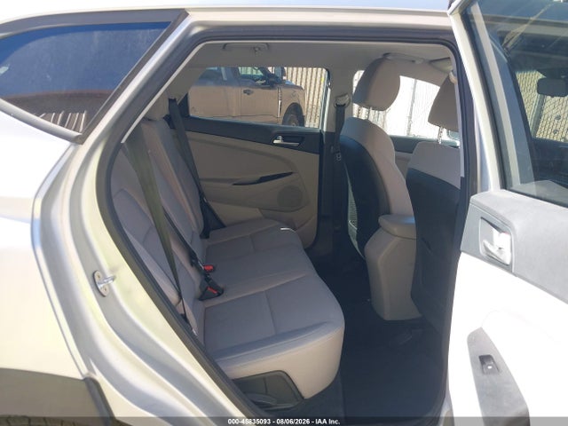 Hyundai TUCSON SE 2019 KM8J2CA47KU998320 Image 8