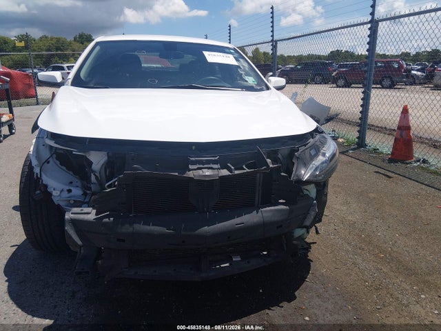 1G1ZD5ST5LF088814 Chevrolet Malibu Fwd Lt