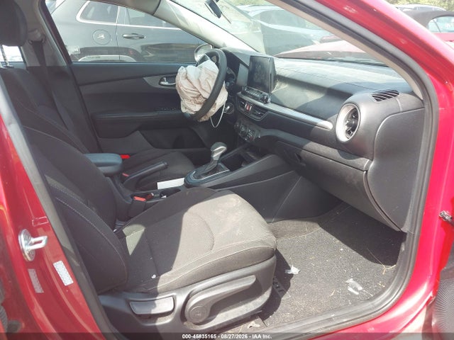 45835165 :رقم المزاد ، 3KPF24AD6ME284776 vin ، 2021 Kia Forte Lxs مزاد بيع