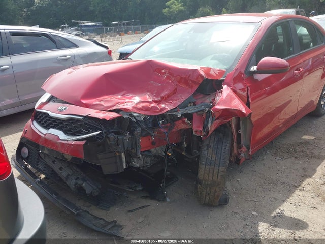 45835165 :رقم المزاد ، 3KPF24AD6ME284776 vin ، 2021 Kia Forte Lxs مزاد بيع