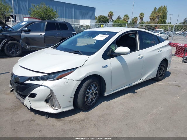 Toyota Prius Prime Xle 2020 JTDKARFP7L3120279 Image 2