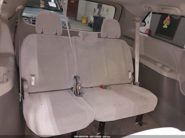 45835199 :رقم المزاد ، 5TDKK3DC6DS355072 vin ، 2013 Toyota Sienna Le V6 8 Passenger مزاد بيع