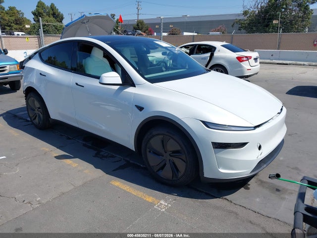 Tesla Model Y Premium Rear-wheel Drive/rear-wheel Drive 2026 7SAYGDED4TF632882 головне зображення