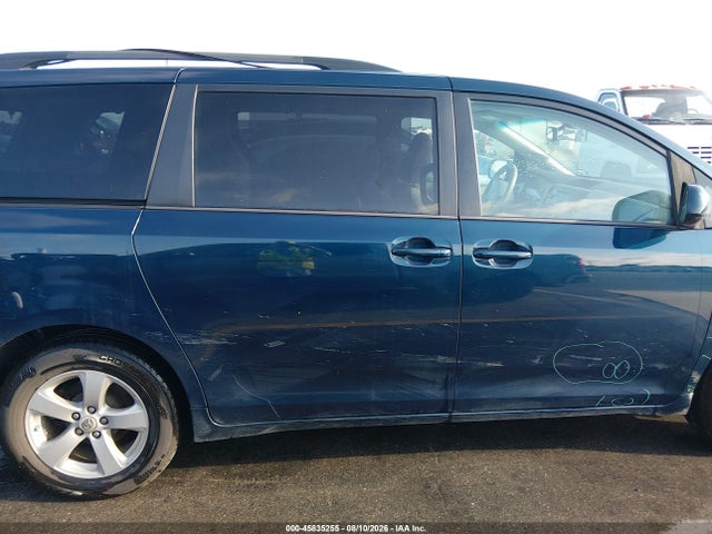 45835255 :رقم المزاد ، 5TDKA3DC1CS011909 vin ، 2012 Toyota Sienna Le 8 Passenger مزاد بيع
