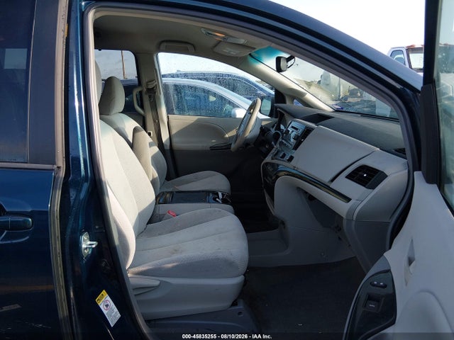 45835255 :رقم المزاد ، 5TDKA3DC1CS011909 vin ، 2012 Toyota Sienna Le 8 Passenger مزاد بيع