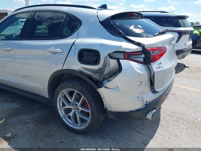 Продаж на аукціоні авто 2018 Alfa Romeo Stelvio Ti Sport Awd, vin: ZASFAKNN0J7C01940, номер лоту: 45835294