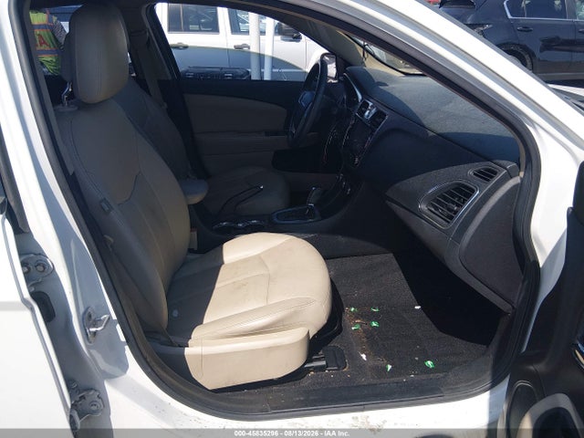 45835296 :رقم المزاد ، 1C3CCBCG8CN284661 vin ، 2012 Chrysler 200 Limited مزاد بيع