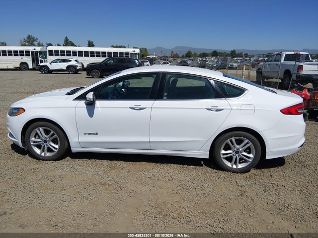 3FA6P0UU8JR243596 Ford Fusion Hybrid S