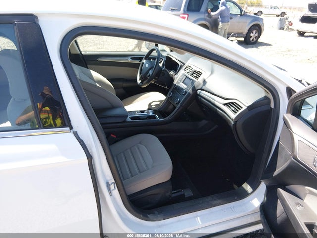 3FA6P0UU8JR243596 Ford Fusion Hybrid S