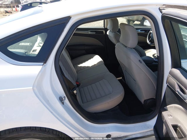 3FA6P0UU8JR243596 Ford Fusion Hybrid S