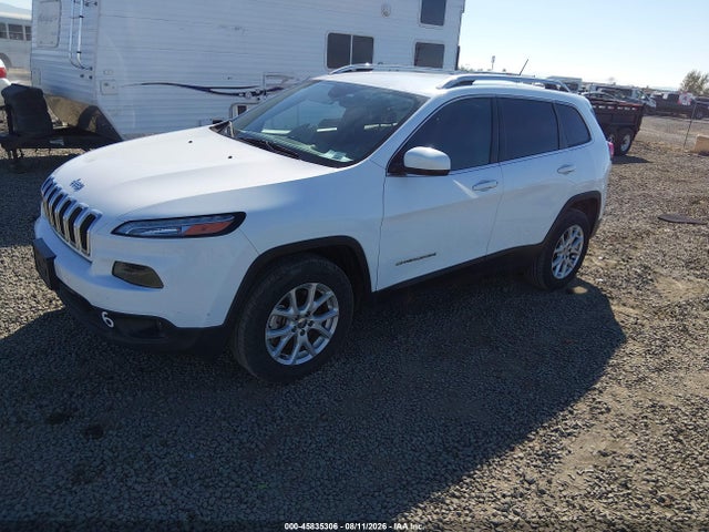 Jeep Cherokee Latitude 4x4 2018 1C4PJMCB2JD528651 Image 2