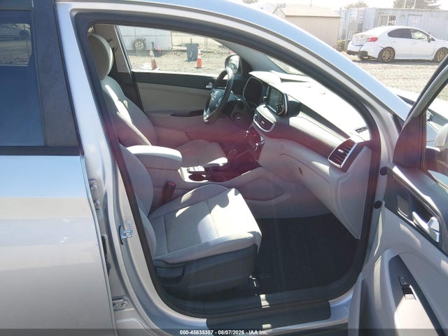 Hyundai TUCSON SE 2019 KM8J2CA48KU999623 Image 5