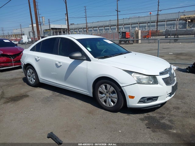 2014 1G1PA5SG3E7194677 main image