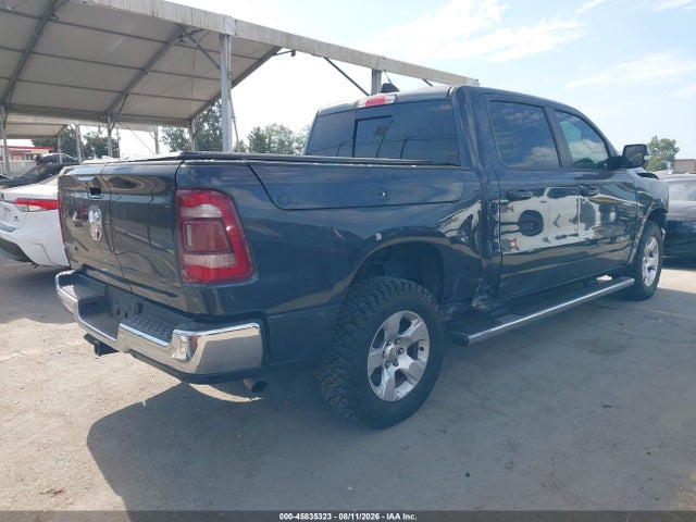 1C6RREFGXMN608266 RAM 1500 Big Horn 4x2 5&#039;7 Box
