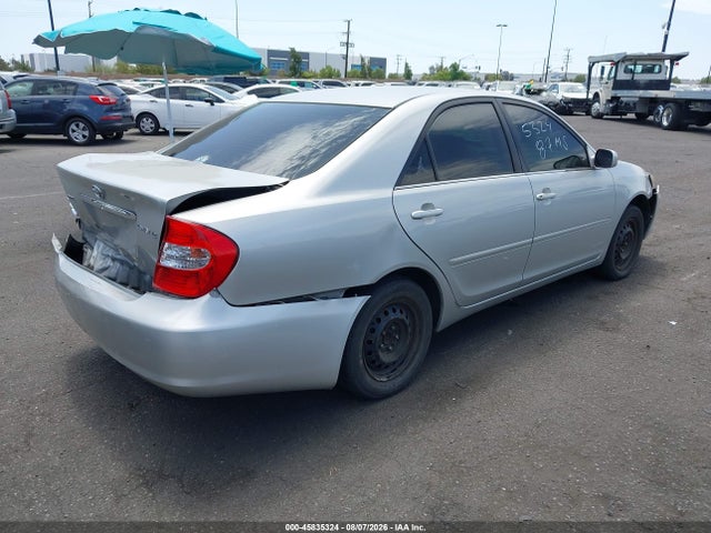 2002 Toyota Camry Le მანქანა იყიდება აუქციონზე, vin: 4T1BE32KX2U080831, აუქციონის ნომერი: 45835324