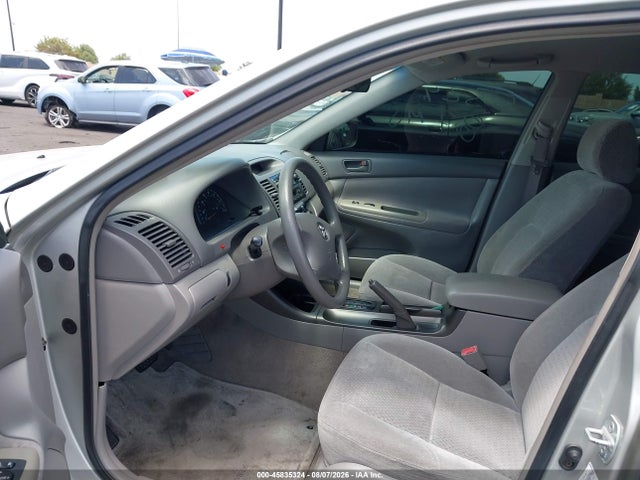 2002 Toyota Camry Le მანქანა იყიდება აუქციონზე, vin: 4T1BE32KX2U080831, აუქციონის ნომერი: 45835324