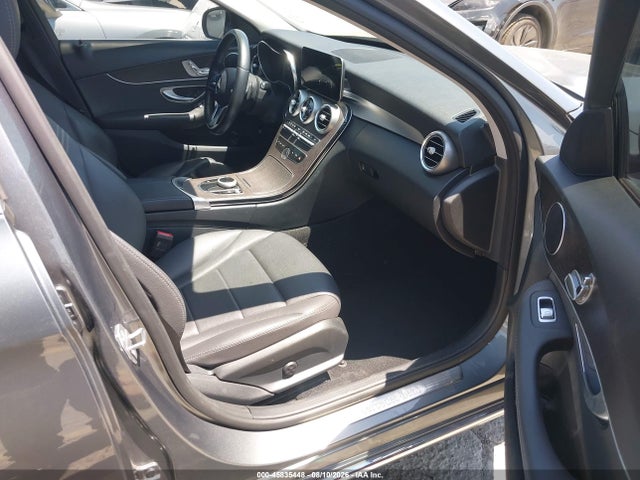 2019 Mercedes-benz C 300 მანქანა იყიდება აუქციონზე, vin: 55SWF8DBXKU297347, აუქციონის ნომერი: 45835448