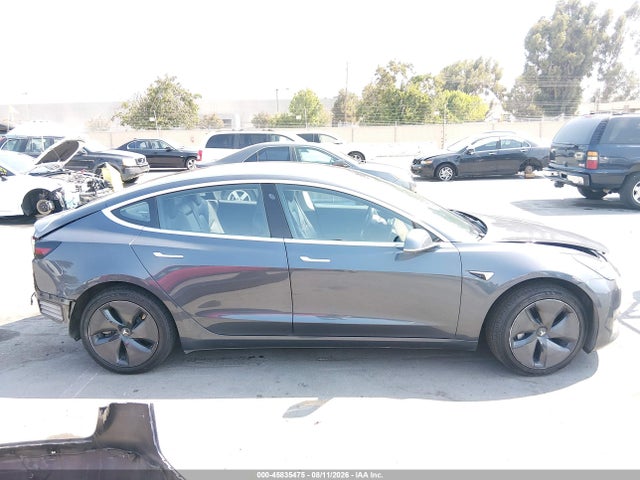 5YJ3E1EA8JF004001 Tesla Model 3 Long Range/mid Range