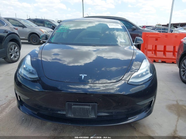 Tesla Model 3 Long Range/mid Range 2018 5YJ3E1EA0JF028339 Image 12