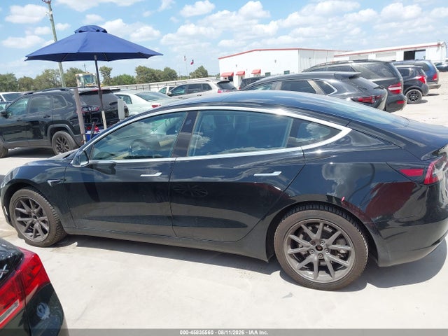 Tesla Model 3 Long Range/mid Range 2018 5YJ3E1EA0JF028339 Image 14