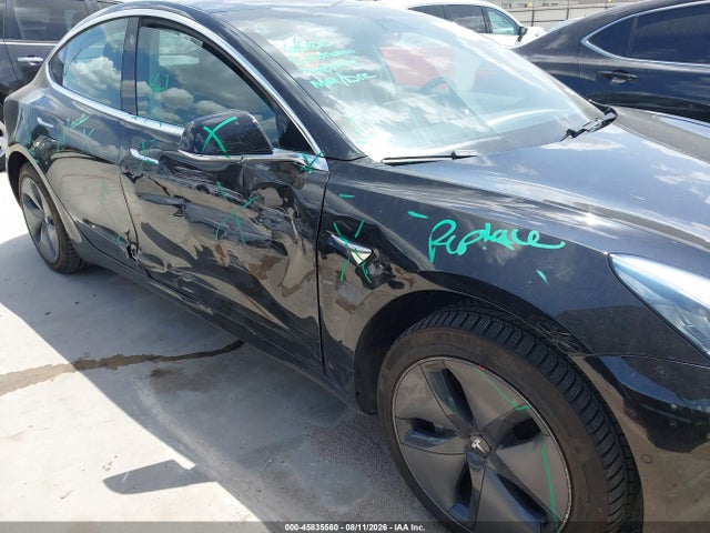 Tesla Model 3 Long Range/mid Range 2018 5YJ3E1EA0JF028339 Image 6