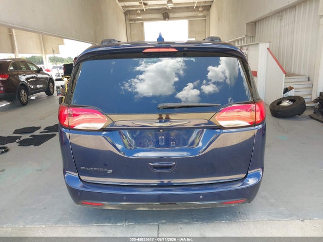 45835617 :رقم المزاد ، 2C4RC1EG2KR733069 vin ، 2019 Chrysler Pacifica Touring L Plus مزاد بيع