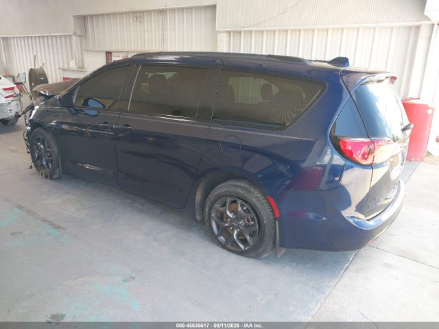 45835617 :رقم المزاد ، 2C4RC1EG2KR733069 vin ، 2019 Chrysler Pacifica Touring L Plus مزاد بيع