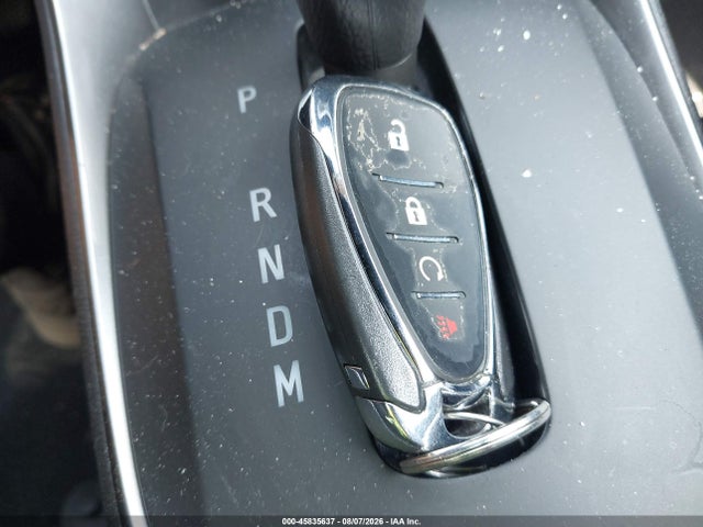 45835637 :رقم المزاد ، 3GNCJLSB3KL334319 vin ، 2019 Chevrolet Trax Lt مزاد بيع