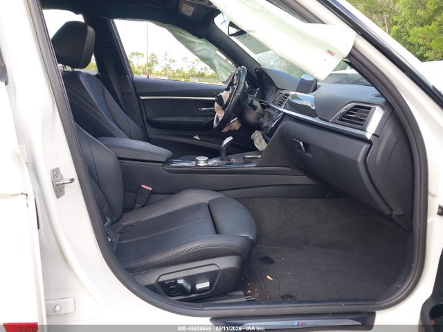 Продаж на аукціоні авто 2017 Bmw 340i, vin: WBA8B3C33HK777628, номер лоту: 45835655
