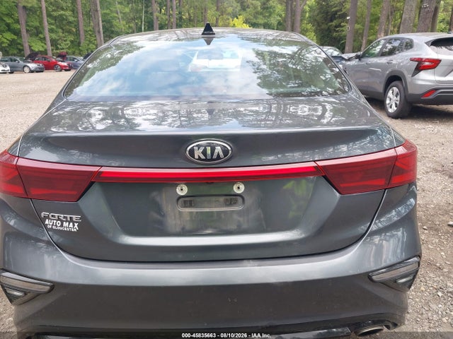 2021 Kia Forte Lxs მანქანა იყიდება აუქციონზე, vin: 3KPF24AD7ME271616, აუქციონის ნომერი: 45835663