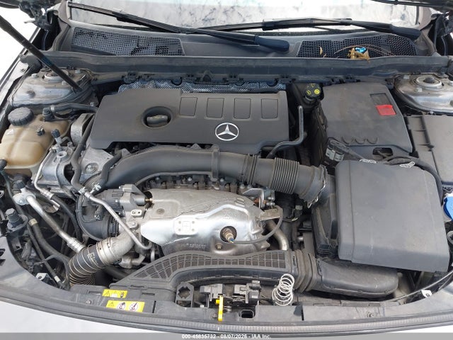 Mercedes-Benz A 220 2019 WDD3G4EB3KW019884 Image 10