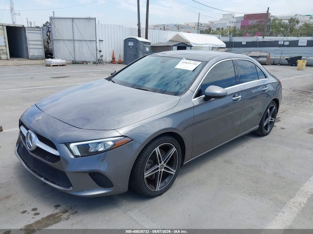Mercedes-Benz A 220 2019 WDD3G4EB3KW019884 Image 2