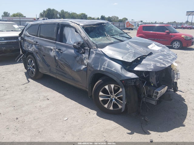 Продажа на аукционе авто 2021 Toyota Highlander Xle, vin: 5TDGZRAH6MS518596, номер лота: 45835744