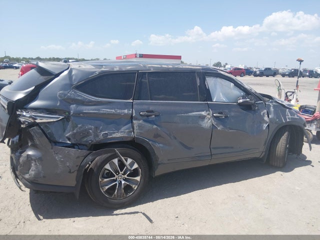 Aukcja sprzedaży 2021 Toyota Highlander Xle, vin: 5TDGZRAH6MS518596, numer aukcji: 45835744