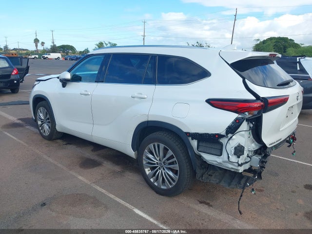 Aukcja sprzedaży 2022 Toyota Highlander Platinum, vin: 5TDFZRAH8NS136888, numer aukcji: 45835767