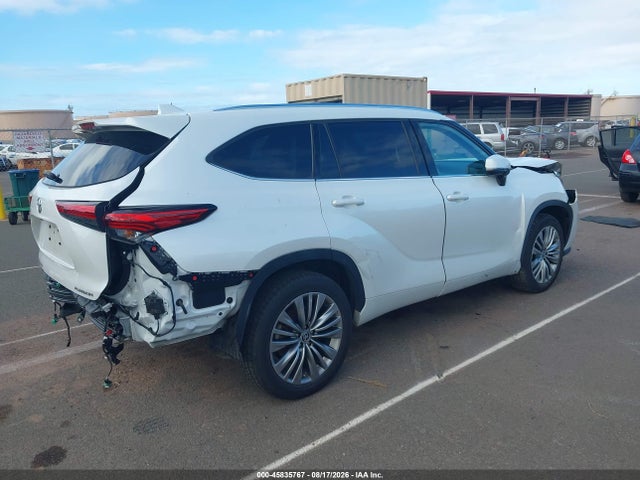 Aukcja sprzedaży 2022 Toyota Highlander Platinum, vin: 5TDFZRAH8NS136888, numer aukcji: 45835767