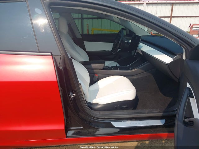 Tesla Model 3 Long Range/performance 2019 5YJ3E1EB5KF231530 Image 5