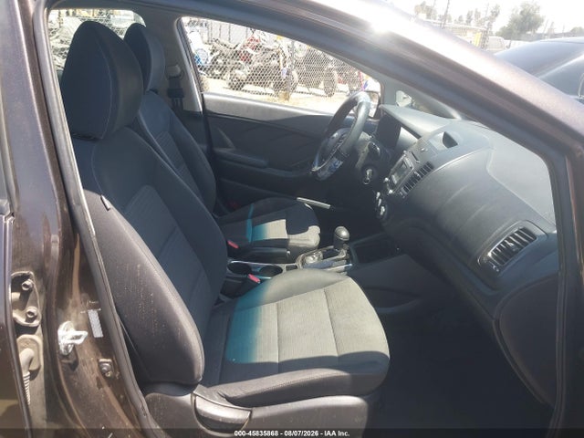 KIA FORTE LX 2017 3KPFL4A75HE009008 Image 5